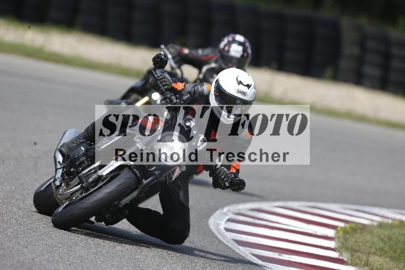 /Archiv-2025/49 26.08.2025 Cornu Master School ADR/blau-bleu/61